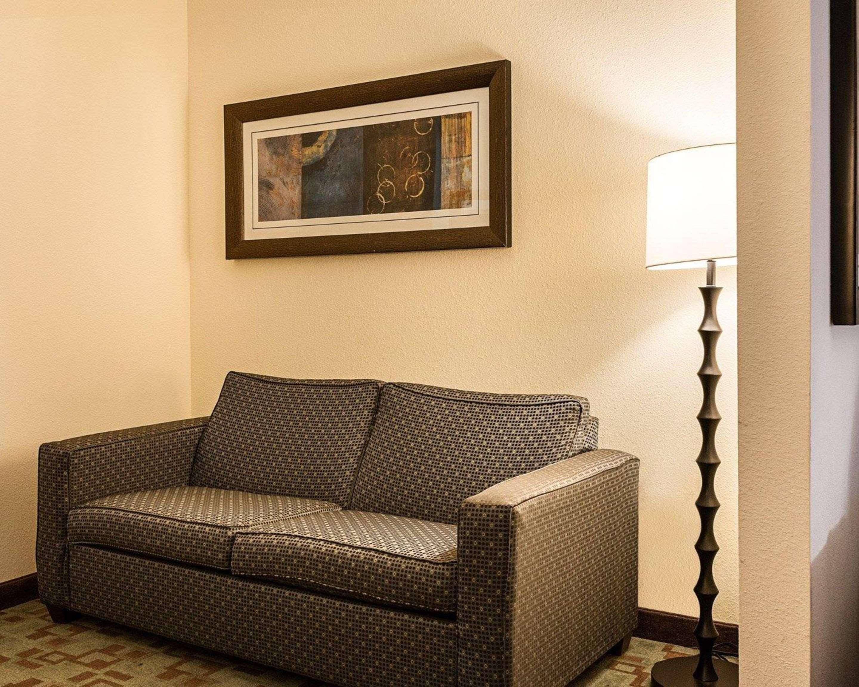 Comfort Suites Oil Center Лафаєт Екстер'єр фото